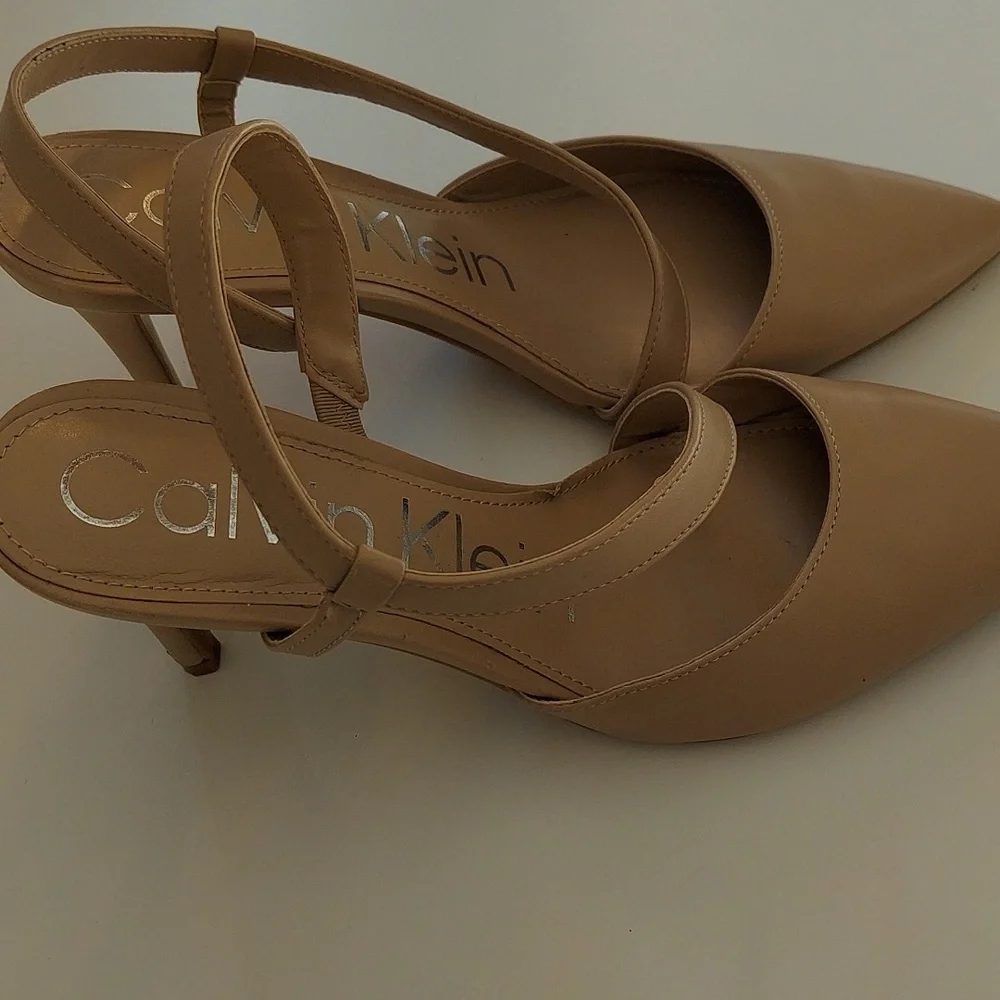 Calvin Klein Women's Beige Strappy Heels Sz. 8M - Picture 5 of 6
